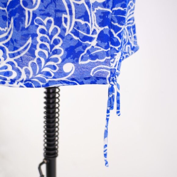 I.N.C. International Concepts XL Blue White Floral Scoop Neck Top Blouse Flutter - Picture 2 of 7